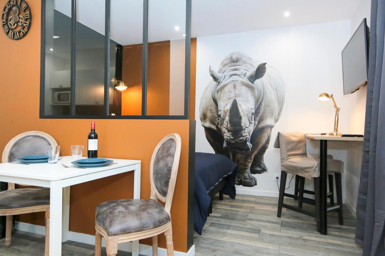 Le Rhinoceros, T1 Hypercentre Chic Et Cosy, Wifi Par Sovalfi Apartment Saint-Etienne  Bagian luar foto